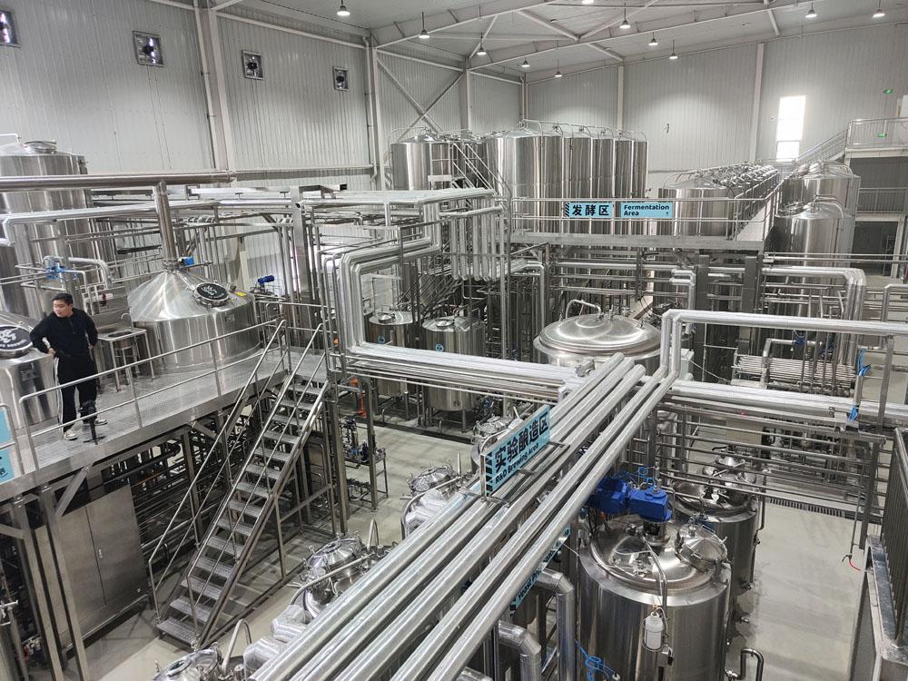 <b>100BBL Steam heating mash uni</b>